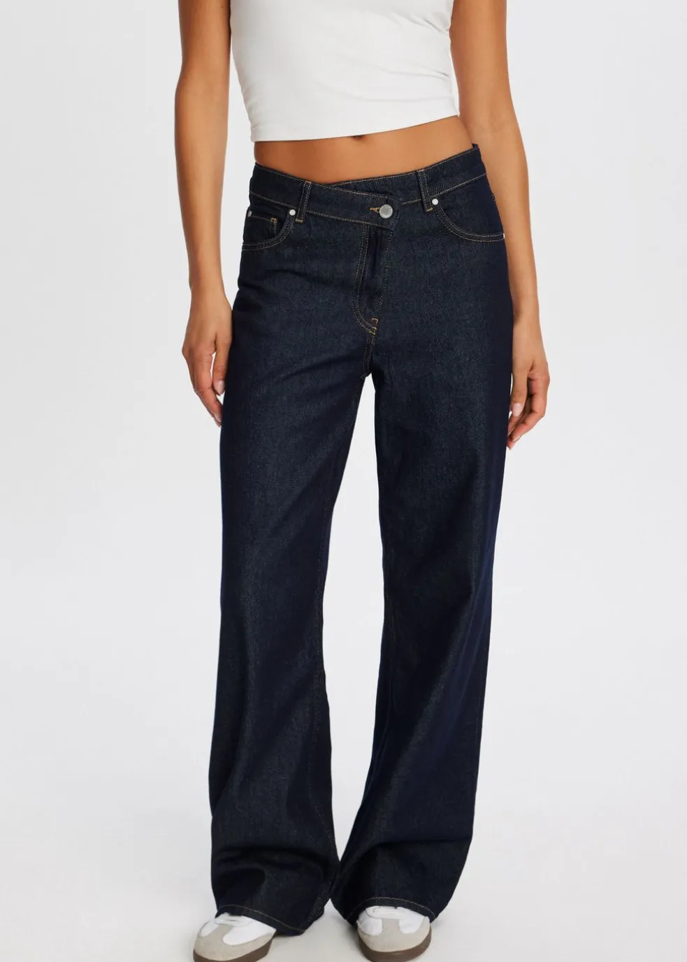 Asymmetrische jeans