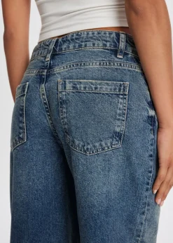 Baggy jeans