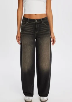 Balloon jeans