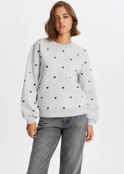 Balloon sweater