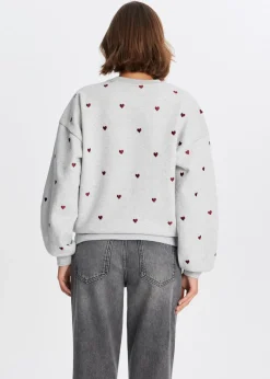 Balloon sweater