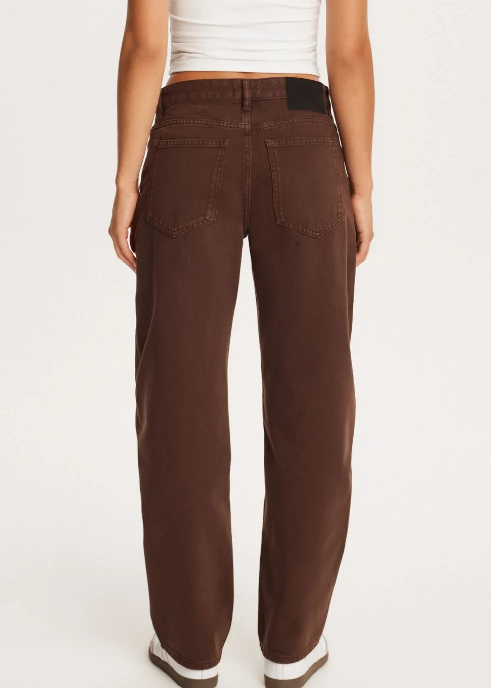 Barrel jeans