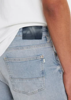 Bruce relaxed tapered jeans