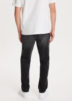 Bruce relaxed tapered jeans