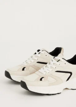Chunky sneakers