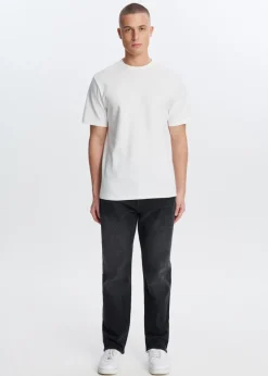 Comfort straight jeans