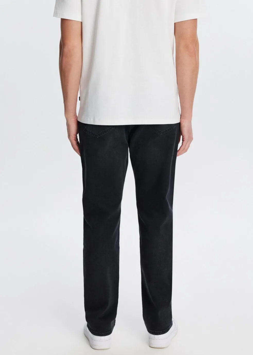 Comfort straight jeans