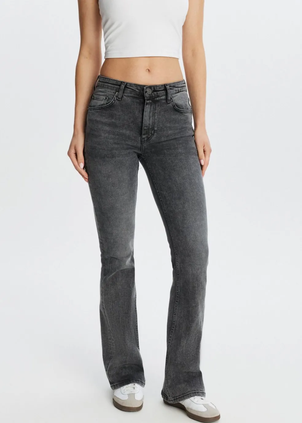 Flared jeans