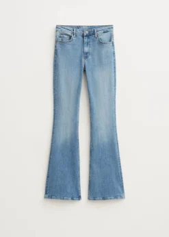Flared jeans