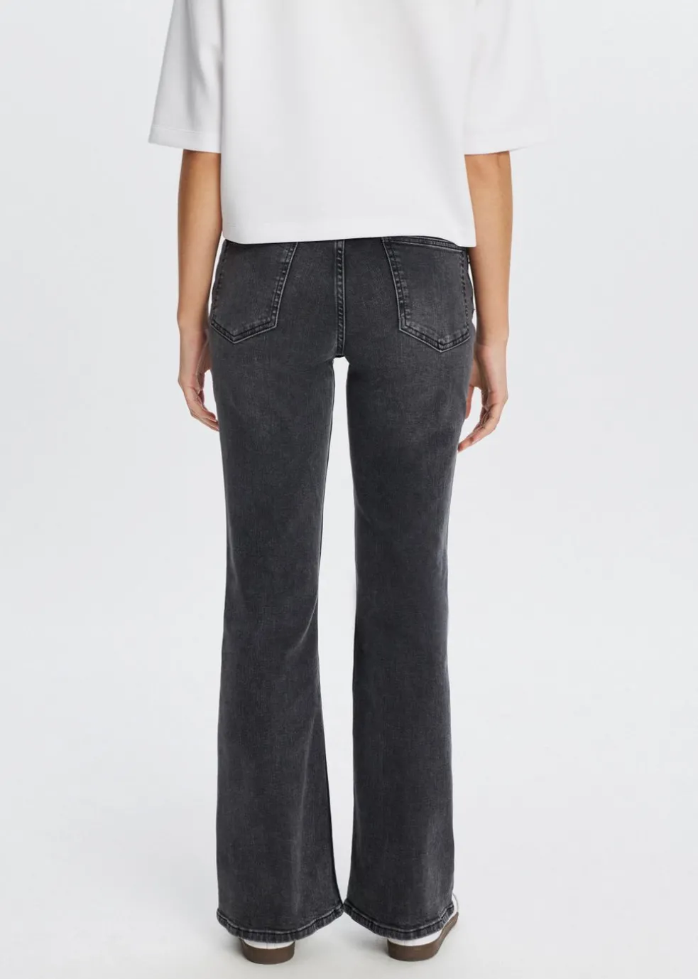 Flared jeans met pintuck