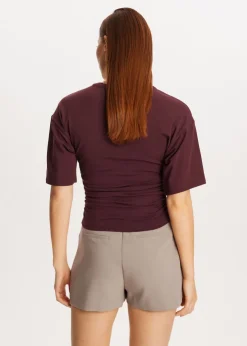 Getailleerd t-shirt met plooien