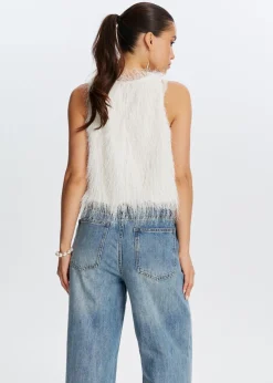 Hairy balloon top