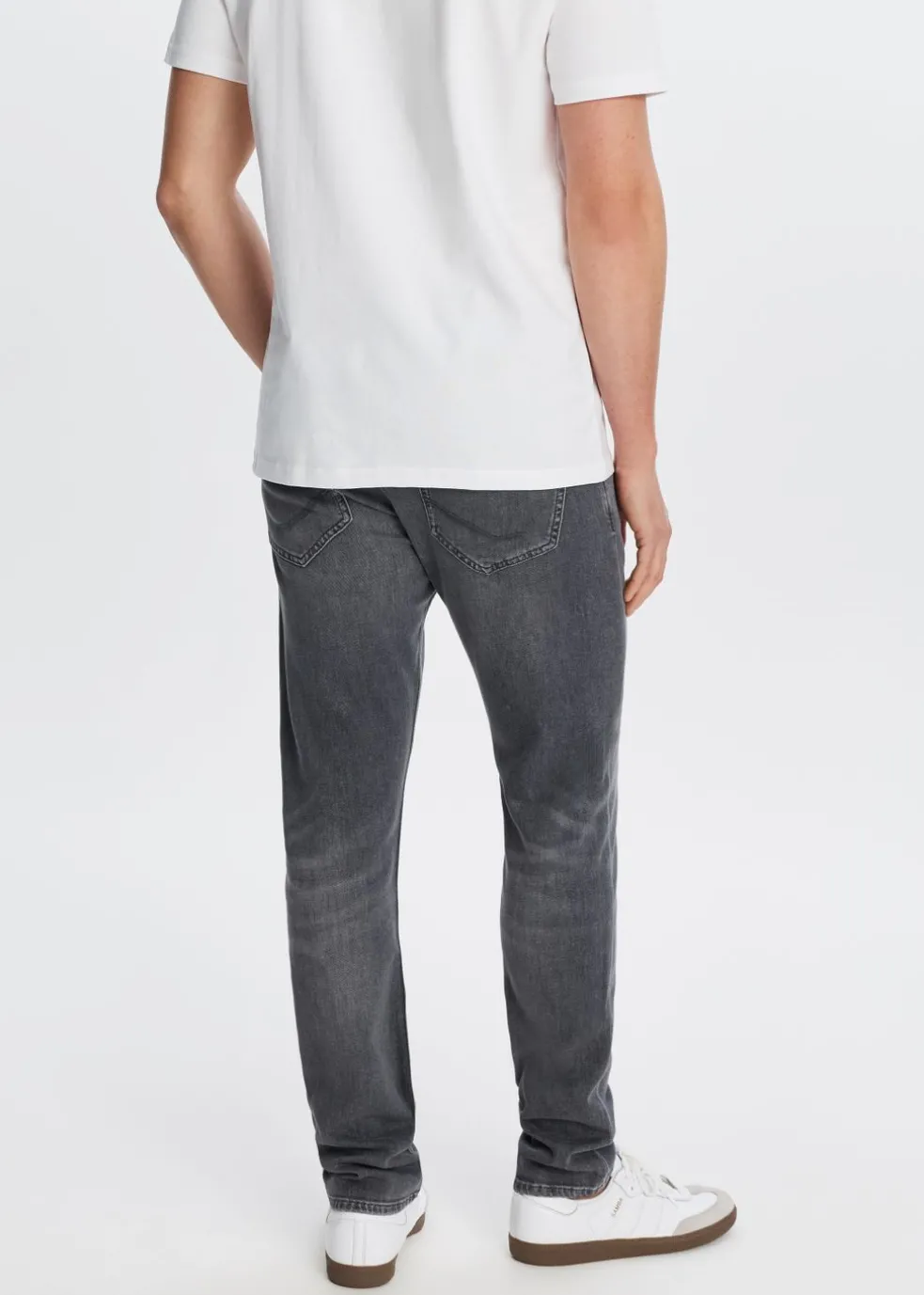 Harvey slim fit jeans