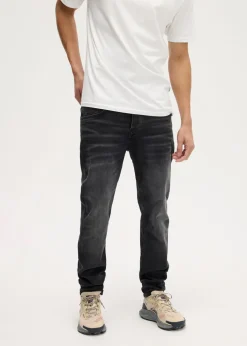 Heaton modern regular jeans
