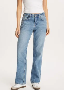 Jeans met sterren achterzakken