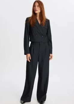 Korte blazer met strepen