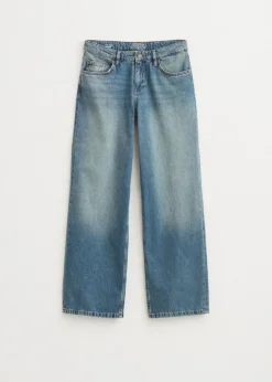 Loose fit jeans