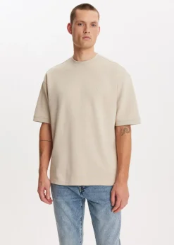 Oversized t-shirt