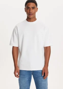 Oversized t-shirt