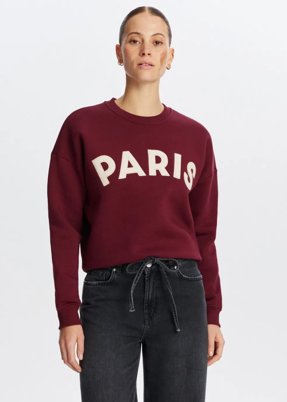 Paris geborduurde sweater