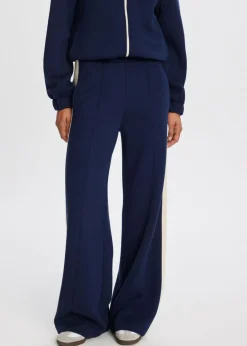Scuba sweatpants