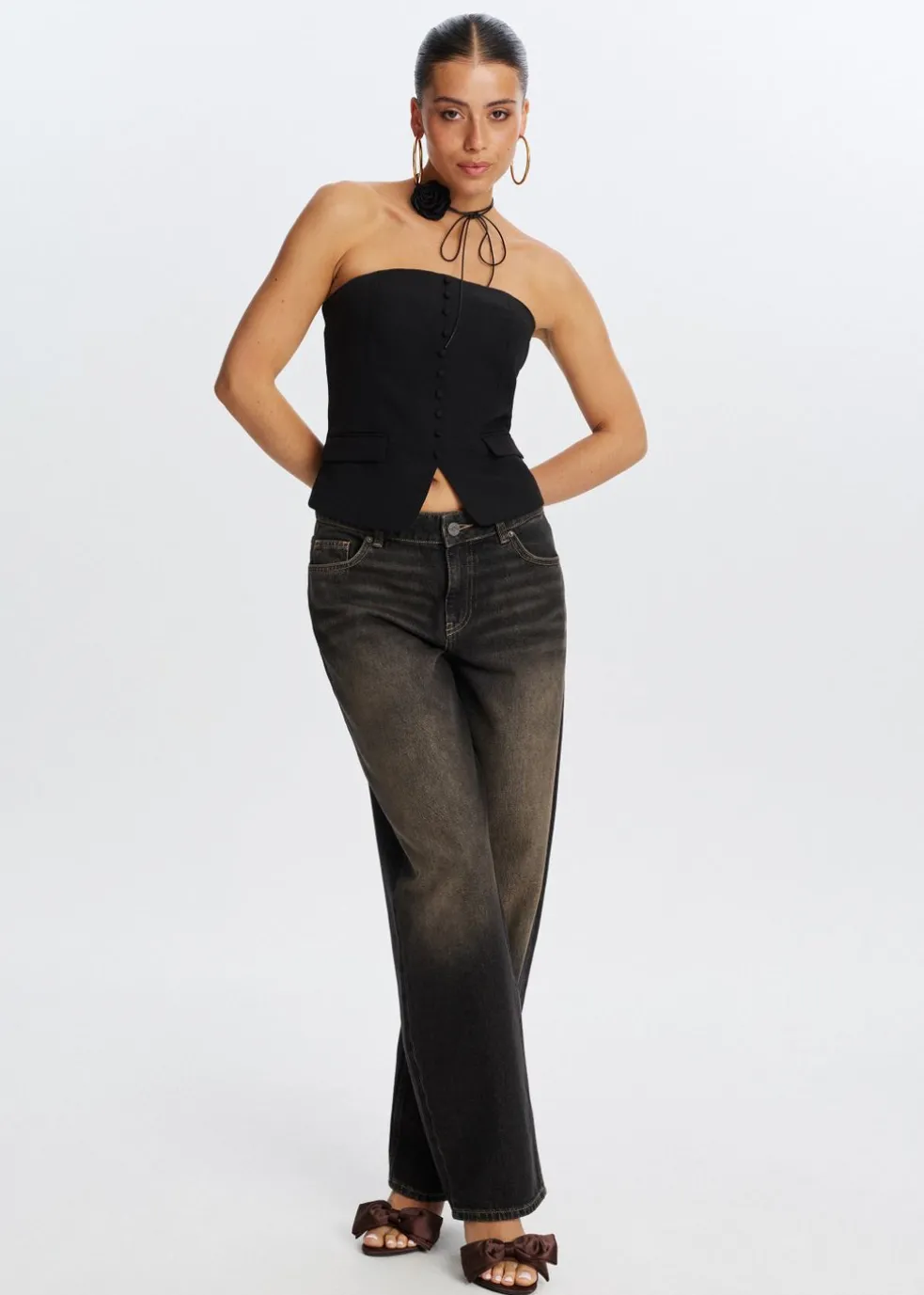 Strapless gilet