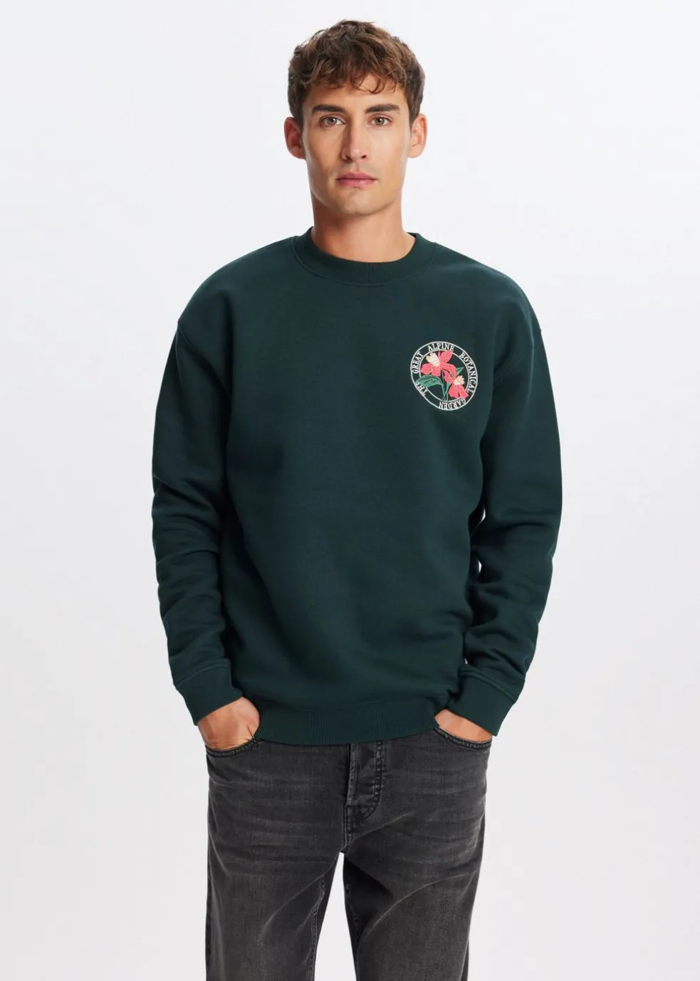 Sweater met geborduurde bloemen