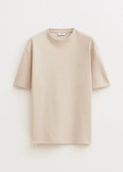 T-shirt essential