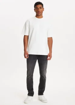 T-shirt essential