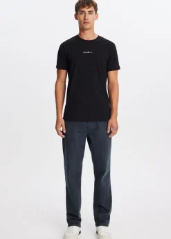 T-shirt met merk logo