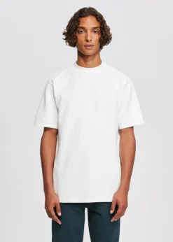 T-shirt staff