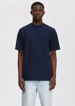 T-shirt staff