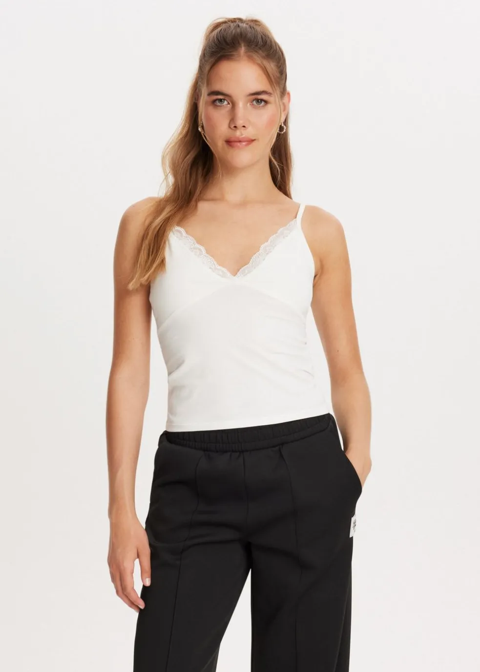V-hals singlet met kant