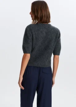 Zachte trui met korte mouw